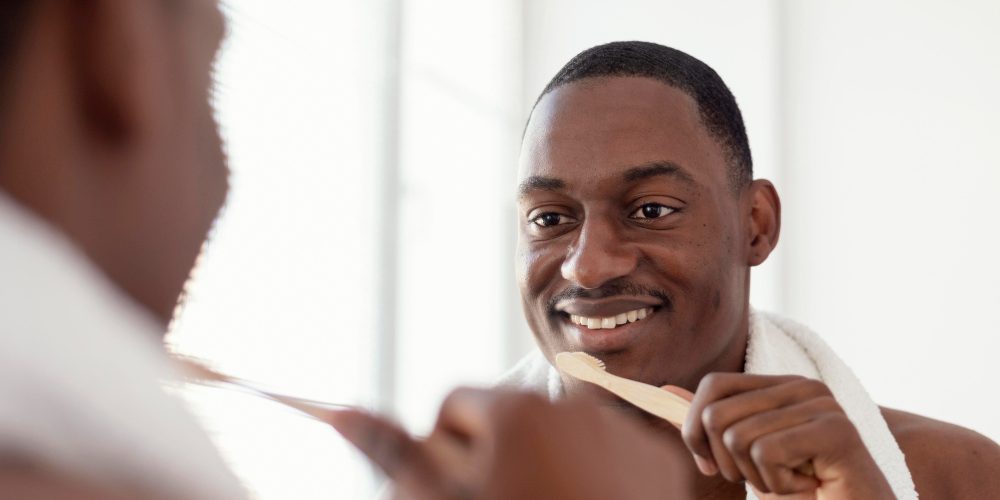 Comment bien prendre soin de ses dents avec peu de moyens ?